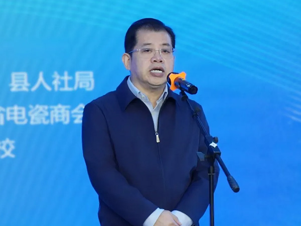 1739850944934423.jpg 7.jpg